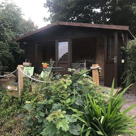 Secret & Secluded Sedlescombe Villa Battle Exterior photo
