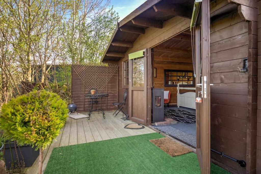 Secret & Secluded Sedlescombe Villa Battle Exterior photo